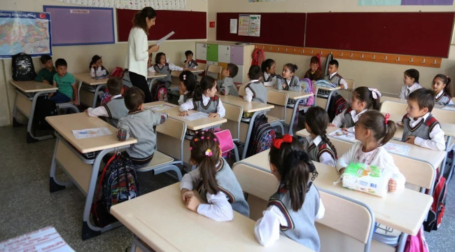 18 milyon öğrenci ders başı yaptı