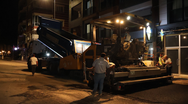 Ahmetli'de yollar asfaltlanıyor