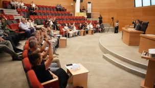 Akhisar belediyesine ait taşınmazların satışına MHP ve AKP meclis üyelerinden ret