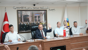 Bakan Akın'dan Özgür Özel'e davet