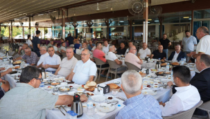 Başkan Akın Turgutlu şoförler ve otomobilciler odası kahvaltısına katıldı