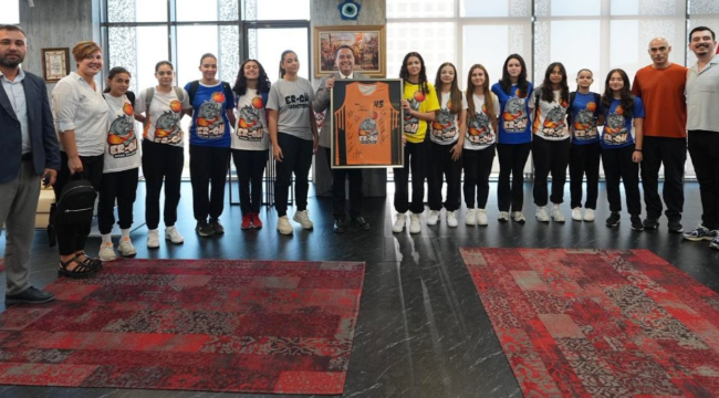 Başkan Dutlulu'ya ziyaretçi akını