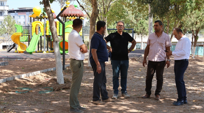 Başkan Mintaş yapımı süren parkları denetledi