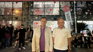 Başkanlar Cumhuriyet halk partisi İstanbul il binasında