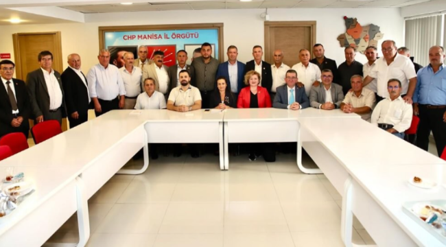 Demircili muhtarlar taleplerini CHP il başkalığına iletti