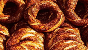 İzmir'de simit ekmek fiyatını yakaladı