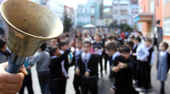 Milyonlarca öğrenci yarın ders başı yapacak: serbest kıyafet dönemi sona eriyor