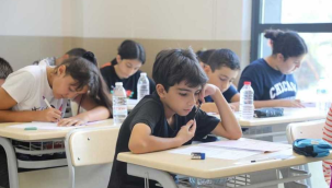 Öğrencilerin hayal güçlerini yazıya aktarma etkiliği