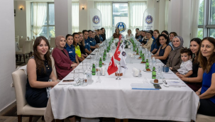Polis eşleri derneği üyeleri başkan Aktaş başkanlığında toplandı