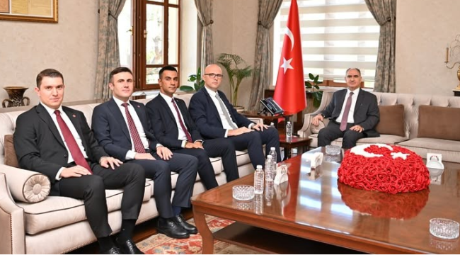  Sayıştay başkanlığı denetçileri vali Özkan'ı ziyaret etti