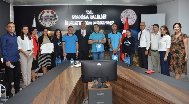 "Yaşayan okul bahçeleri" kategorisinde çevre beratı ödülü kazandı