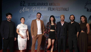 62.Uluslararası Antalya Altın portakal flm festivali kırmızı halı geçişiyle başladı