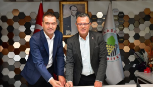 Alaşehir'de bir ilk:tarımsal üretimin desteklenmesi ve çiftçileri güçlendirme protokolü imzalandı 