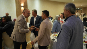 Başkan Akın muhtarlarla yemekte bir araya geldi