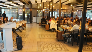 Başkan Kayserili Tüm Bel-Sen'in düzenlediği kahvaltıya katıldı