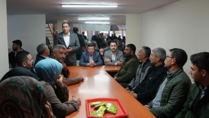 Başkan Turgut'an Gölmarmara'da ilçe başkanlığı temayül yoklaması