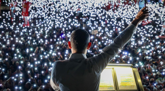 CHP lideri Özel Sarıyer mitinginde seçim vaadi: takipteki kredi kartı faizlerini sileceğiz