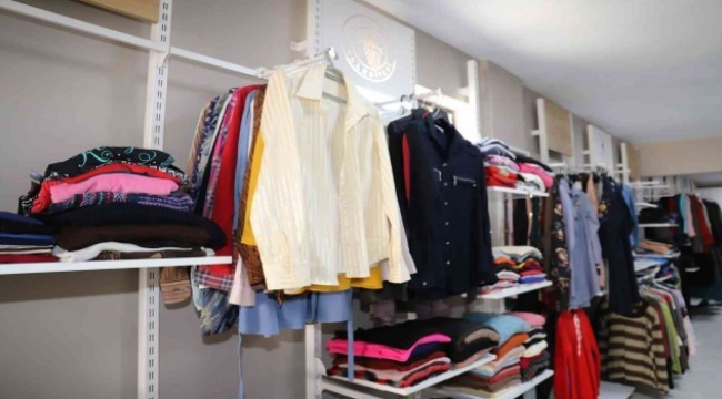 Dost eller mağazasından 5000 ihtiyaç sahibine yardım