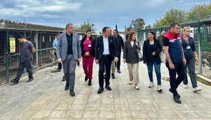 Geçici hayvan barınağı ile mama üretim tesisimizi ziyaret etti