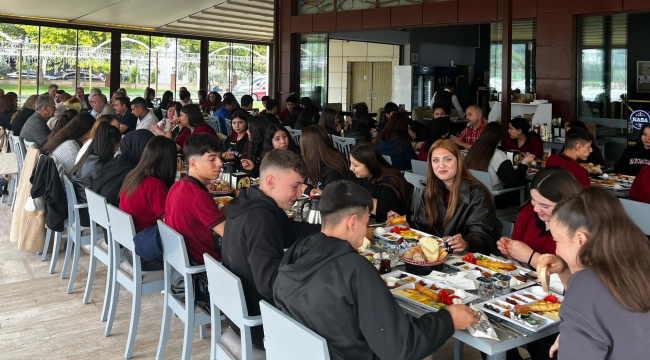 Geleceğin muhasebecileriyle kahvaltıda buluştular