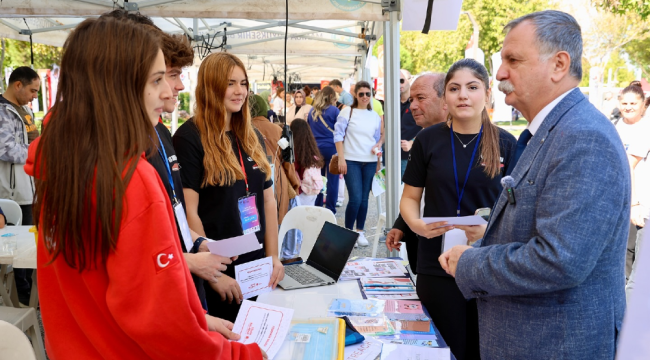 Manifest'te 30 bin öğrenci bilimin farklı yönlerini keşfetti