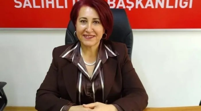 Manisa'da CHP'de sular durulmuyor:ilçe kadın kolları başkanı partiden ihraç edildi