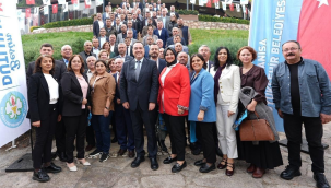 Muhtarlarla buluşan Başkan Dutlulu ''halka ulaştık, doğru hizmetleri hayata geçirdik''