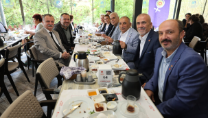 Öğretmenler Eğitim-Sen kahvaltısına bir araya geldi