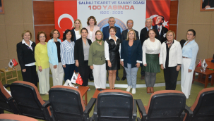 Salihlili kadınlara iletişimin gücü anlatıldı