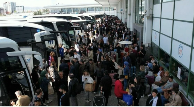 Selendi'de ulaşım krizi!seferler durduruldu