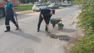 Su taşkınlarını önlemek için Akhisar'da mazgal temizliği
