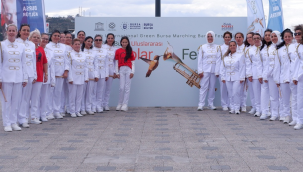 Susurluk belediyesi Cumhuriyet kadınları bandosu Uluslararası Bursa bandolar festivaline katıldı