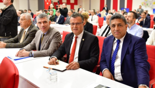 Toplantıda il genelinde yürütülen ve planlanan kamu yatırımları ele alındı