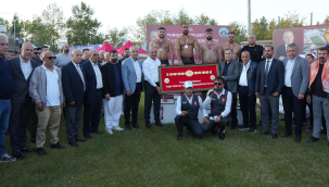 Turgutlu'da tüm rakiplerini yenen Feyzullah Aktürk birinci oldu