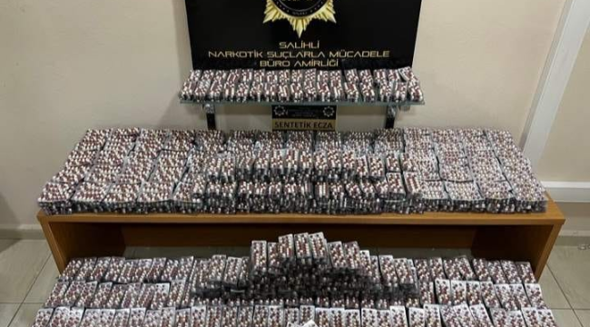 Uyuşturucu ve uyarıcı madde imal ve ticareti yapan 4 kişi tutuklandı