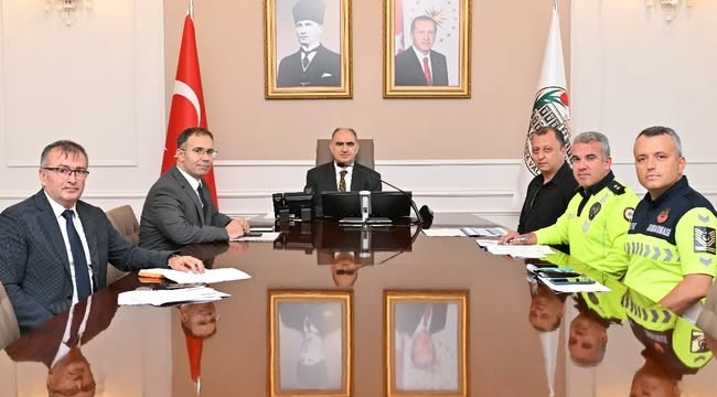 Vali Özkan"trafikte güvenlik ve sadeleştirme çalışmalarını birlikte kararlılıkla sürdüreceğiz"