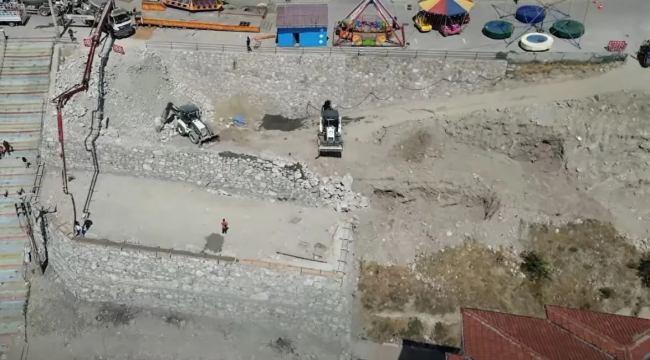 Adnan Menderes mahallesine 1700 m²'lik açık otopark açıldı