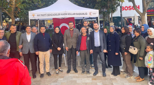 AK Parti Manisa millletvekili Akkal lokma hayrına katıldı