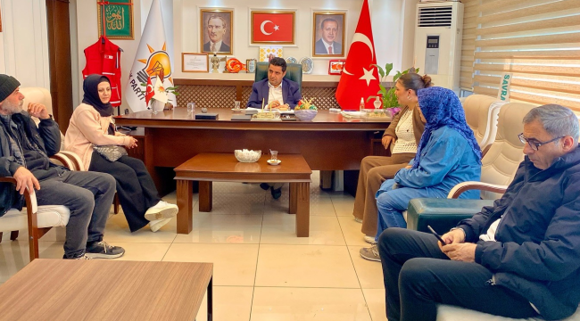 AKP Şehzadeler ilçe başkanlığında halk buluşması