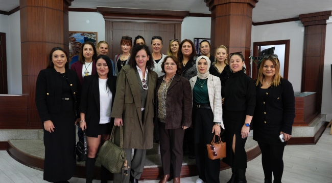 Başkan Gençay"Üreten kadın kentine güç katar"