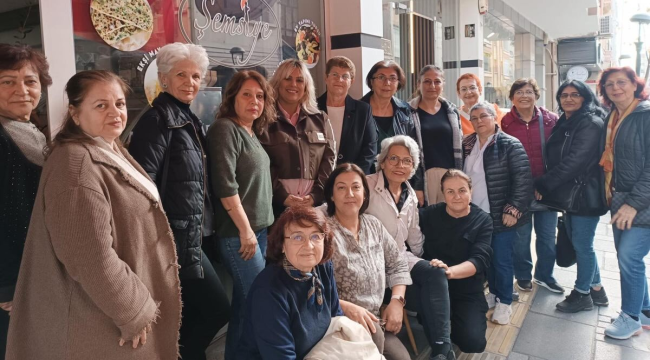 CHP Akhisar kadın kollarından derneklere ziyaret 