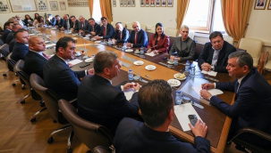 CHP'de il belediye başkanları toplantısı