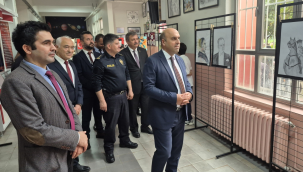 "Çizgilerimizle Atatürk" sergisi açıldı