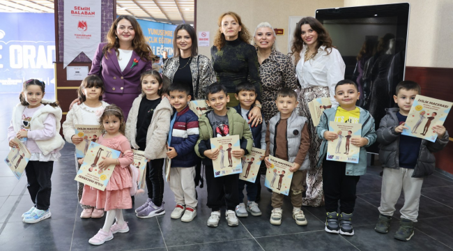 Çocuklar gönüllerince eğlendi