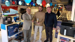 Demirci ticaret ve sanayi odasından vergi rekortmenlerine plaket