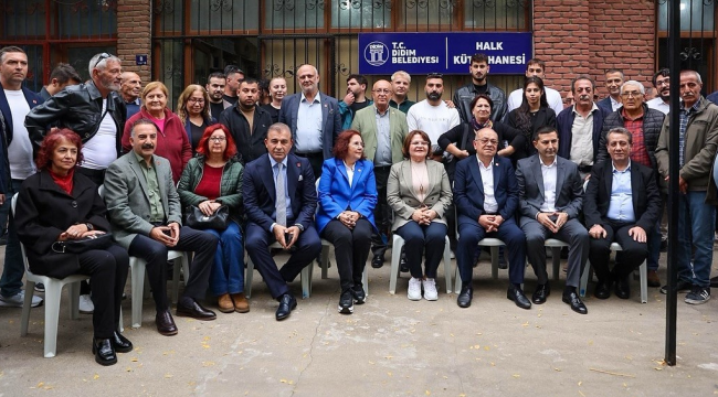 Didim Merkez Park'ın tahliye kütüphanenin kapatılması protesto edildi