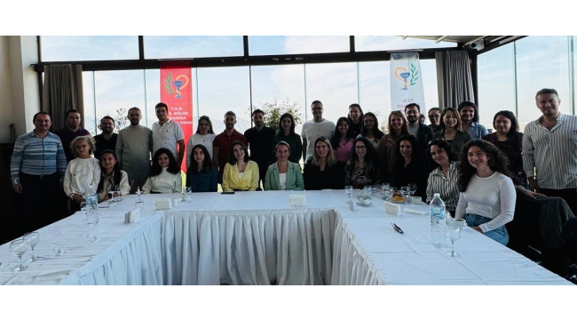 Eczacılar birlik ve dayanışmayı artıran kahvaltıda buluştu