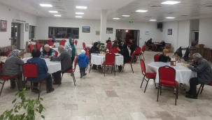 Gördes Belediyesi tesisleri deprem korkusu yaşayanların hizmetine açtı