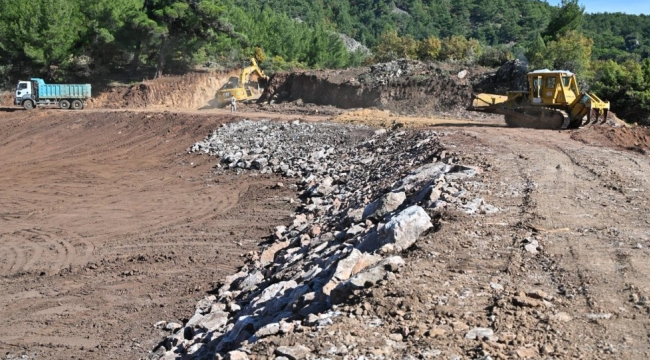 Gördes üreticileri 35 bin metre küp su kapasiteli gölete kavuştu