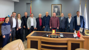 İzmir Demircililer Kültürümüzü Geliştirme Derneği yönetimi TSO'yu ziyaret etti